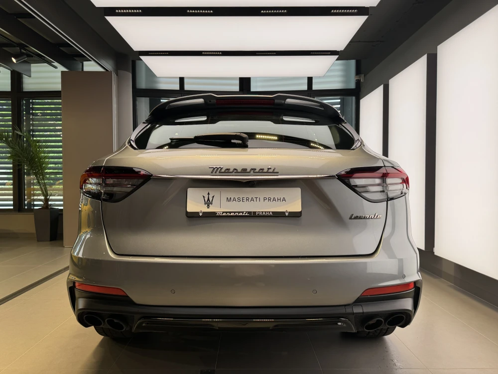 Maserati Levante foto 5