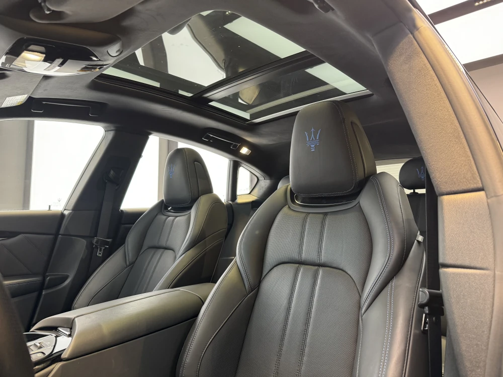 Maserati Levante foto 13