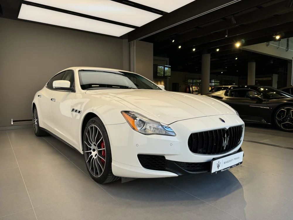 Maserati Quattroporte foto 3