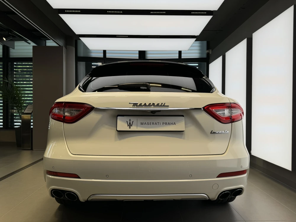 Maserati Levante foto 5