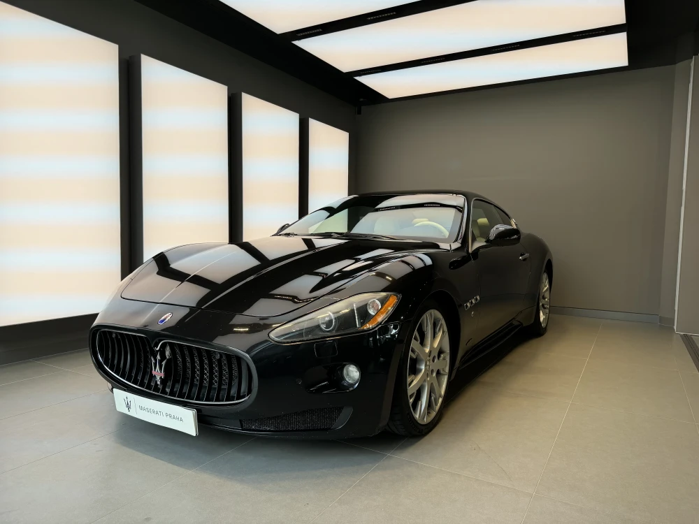 Maserati GranTurismo foto 1