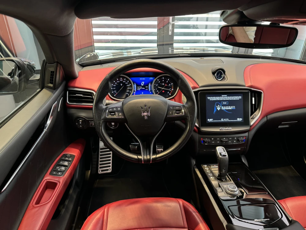 Maserati Ghibli foto 14