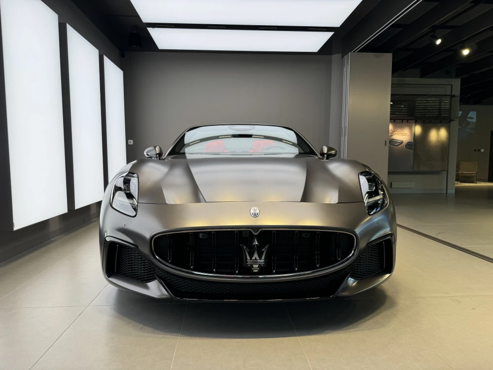 Maserati GranCabrio foto 2