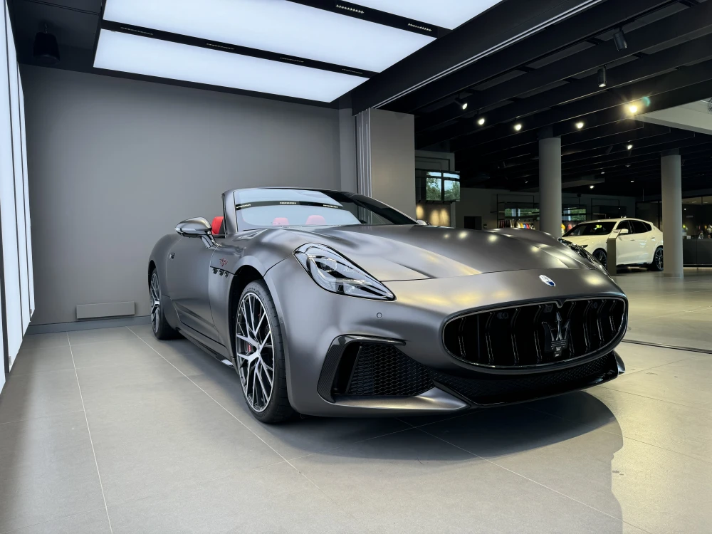 Maserati GranCabrio foto 3