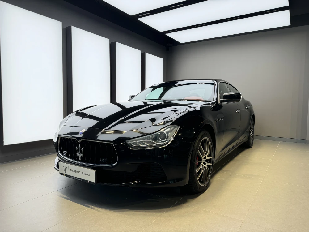 Maserati Ghibli foto 1