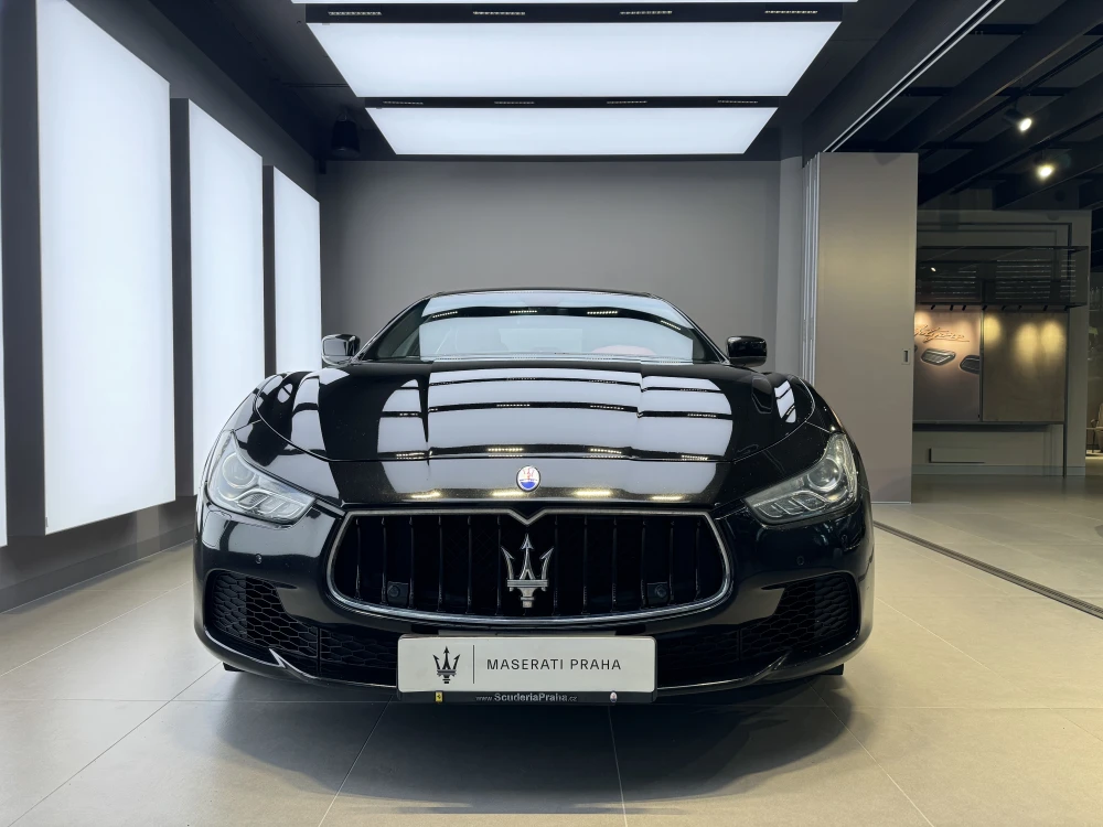 Maserati Ghibli foto 2