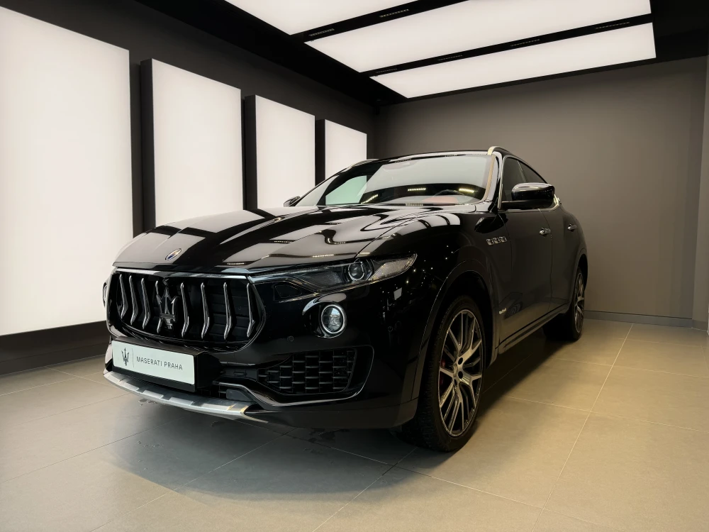 Maserati Levante foto 1