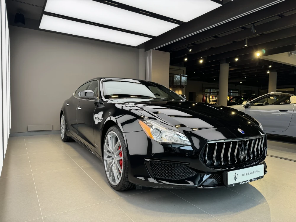 Maserati Quattroporte foto 3