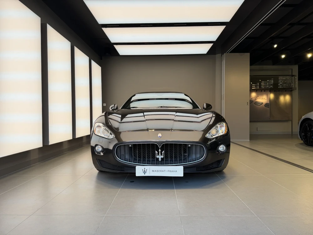 Maserati GranTurismo foto 2