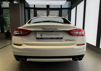 Maserati Quattroporte - foto 4