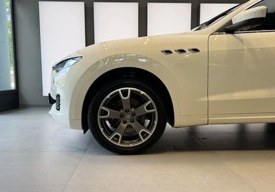 Maserati Levante - foto 6