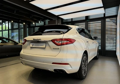 Maserati Levante - foto 5