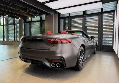 Maserati GranCabrio - foto 8